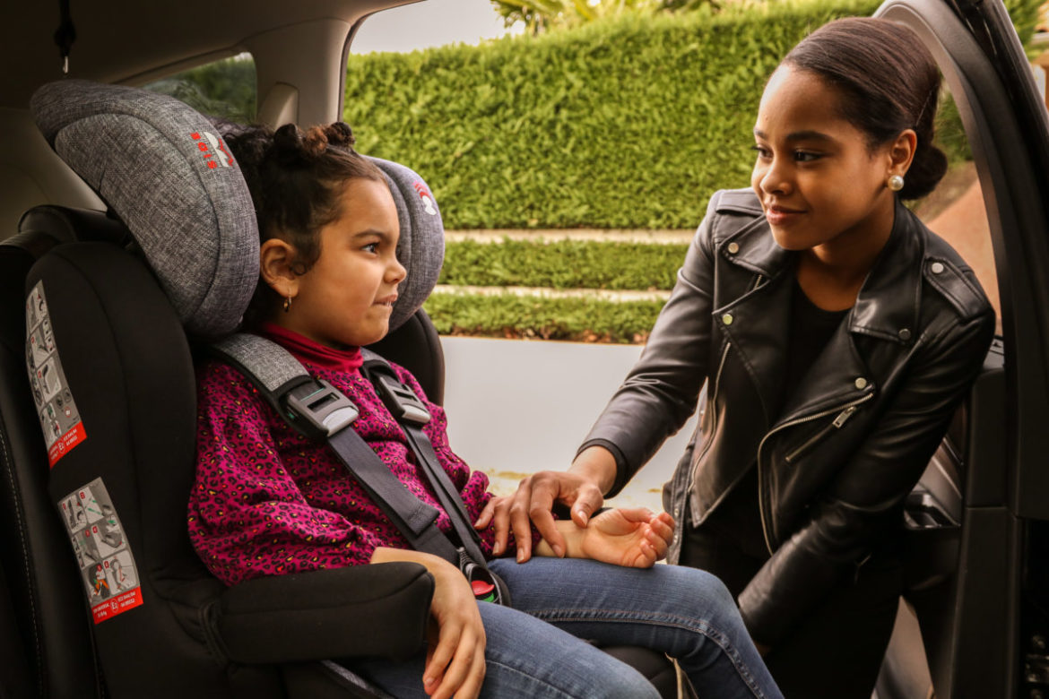 Votre enfant se détache de son siège auto ? Découvrez la boucle sonore  d'alerte